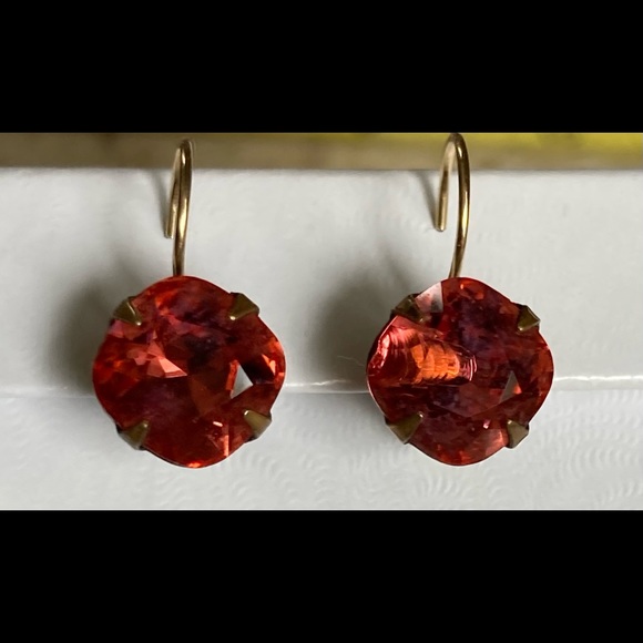 LIZ PAIACIOS Pink Crystal Pierced Earrings - Picture 5 of 14